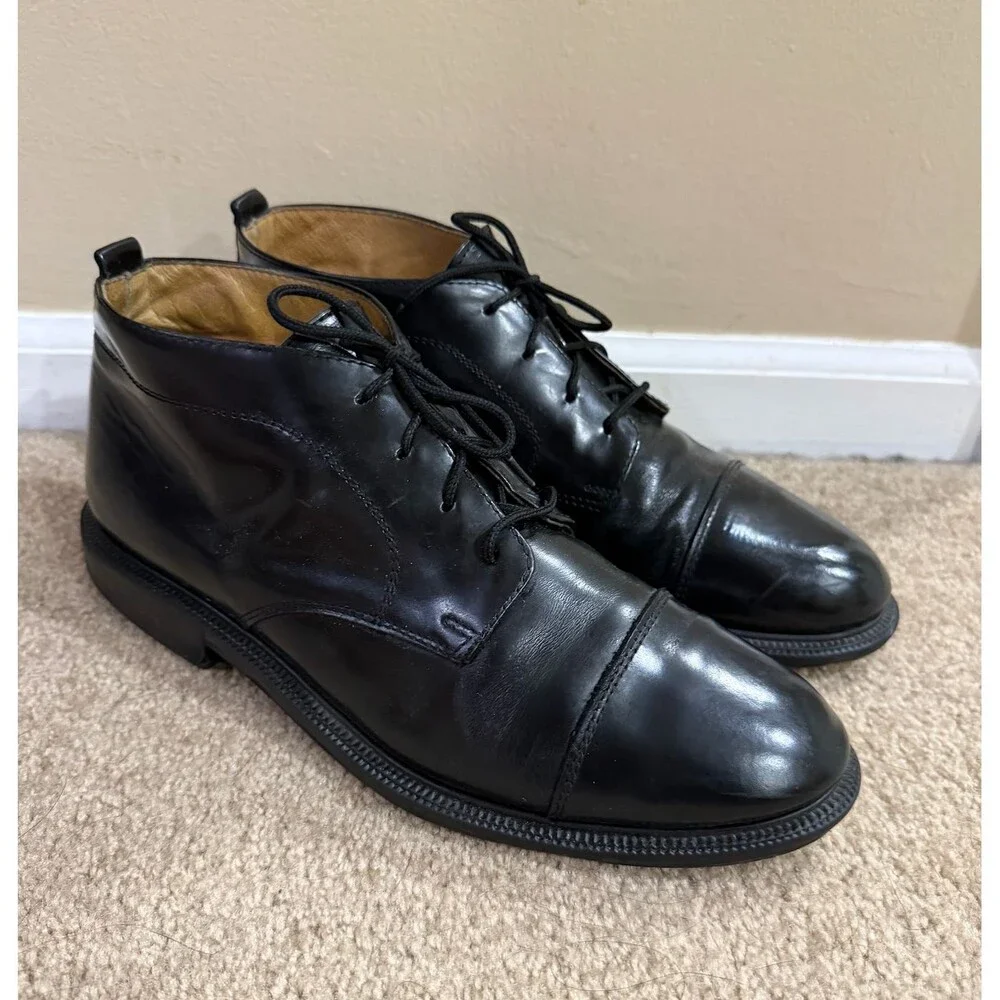 Kenneth Cole Mens 11.5 Black Leather Cap Toe Chukka Boots Lace Up Dress Shoes